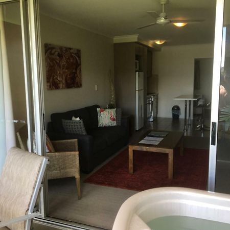 Airlie Central Apartments Airlie Beach Buitenkant foto
