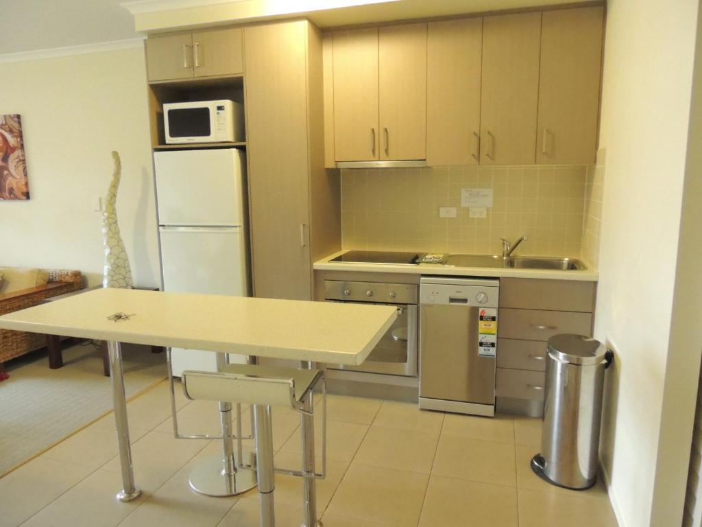 Airlie Central Apartments Airlie Beach Kamer foto