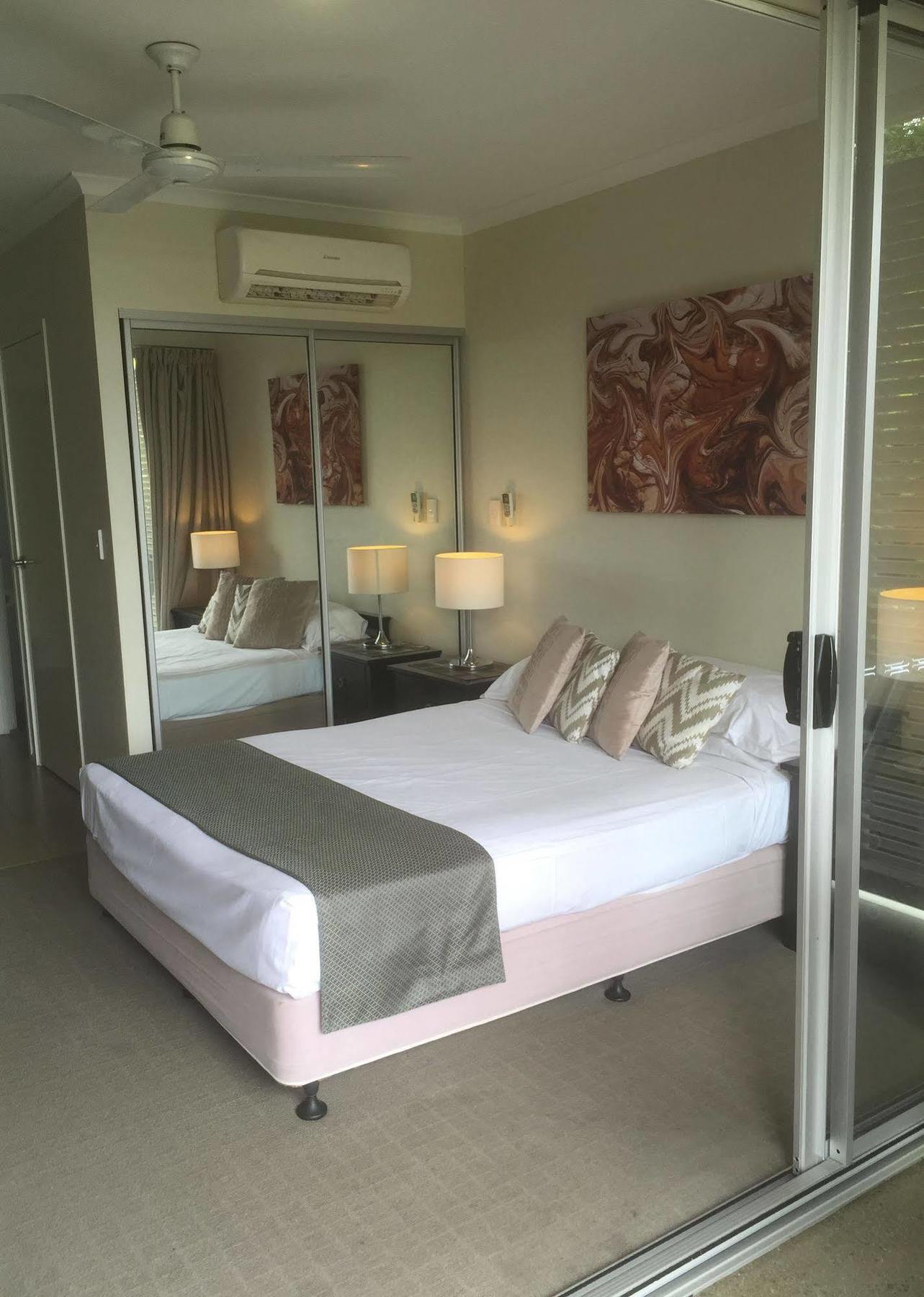 Airlie Central Apartments Airlie Beach Buitenkant foto